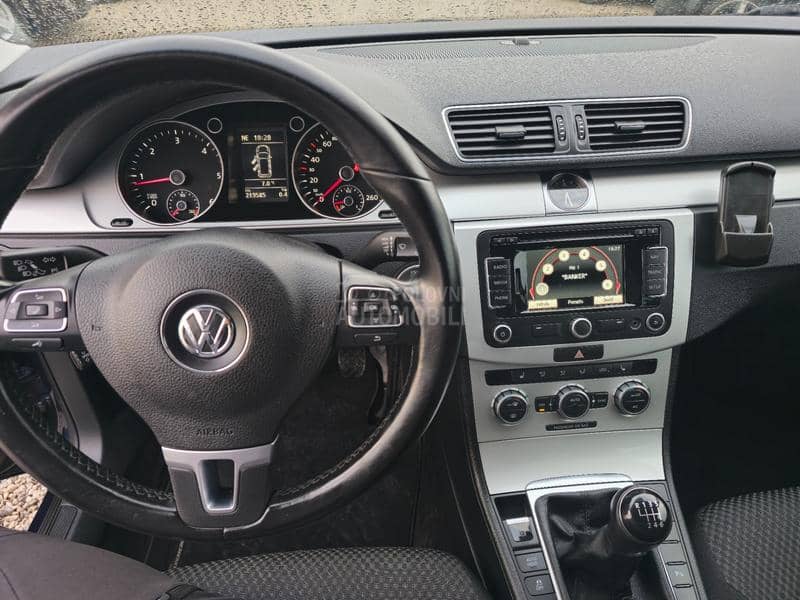 Volkswagen Passat B7 1.6 TDI BlueMotion