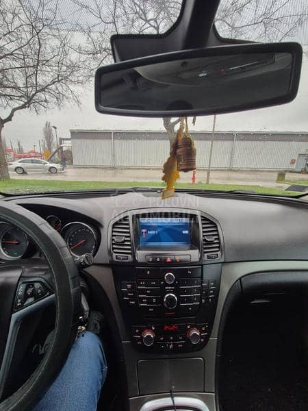 Opel Insignia 2.0
