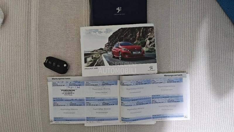 Peugeot 208 1,2 VTi  CH