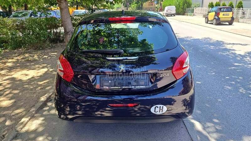 Peugeot 208 1,2 VTi  CH
