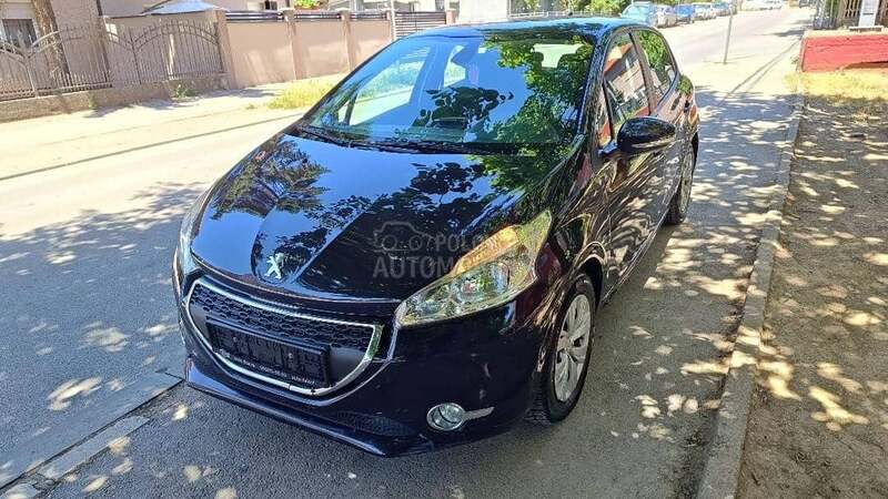 Peugeot 208 1,2 VTi  CH