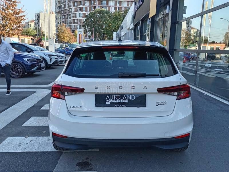 Škoda Fabia 1.0 Essence TNG