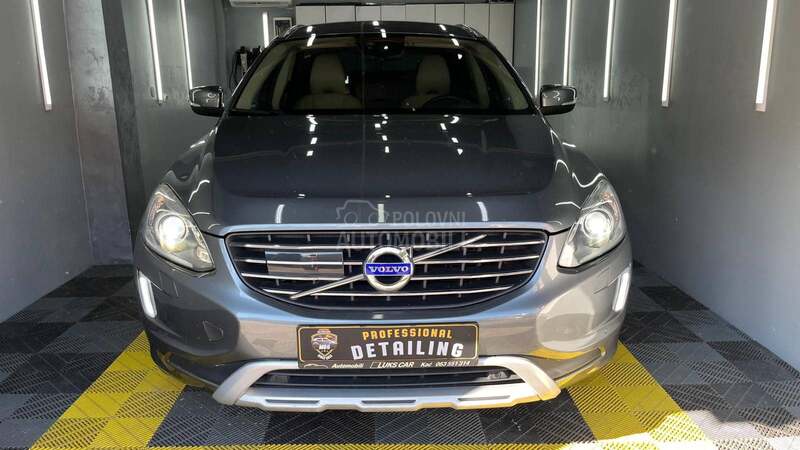Volvo XC60 OCEAN RACE