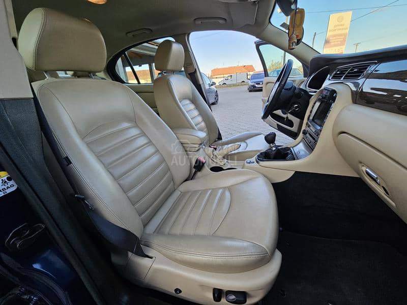 Jaguar X-Type 2.2D // F U L //