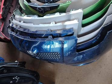 prednji branik za Toyota Yaris od 2006. do 2011. god.