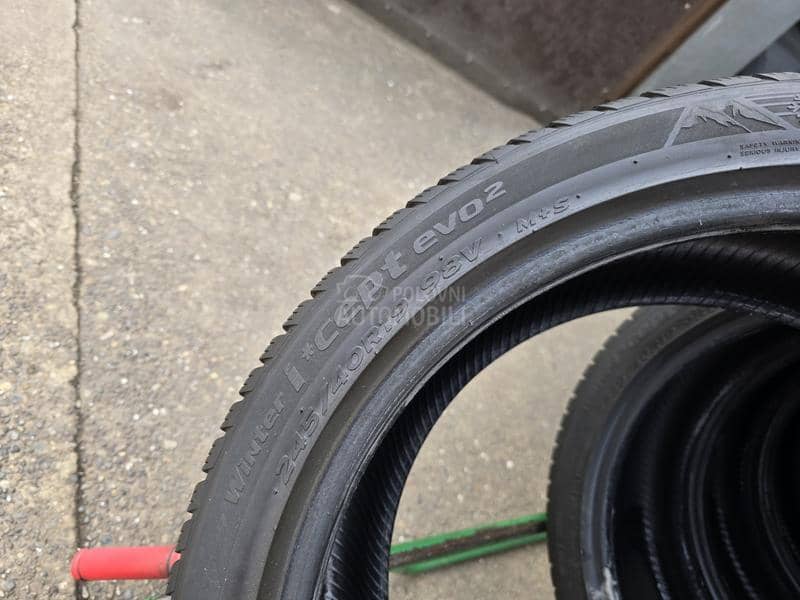 Hankook 245/40 R19 Zimska