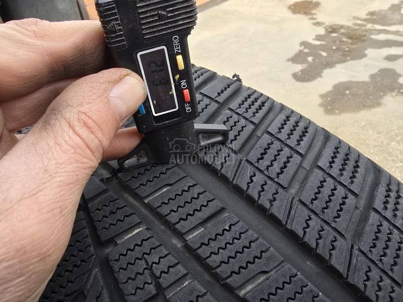 Hankook 245/40 R19 Zimska