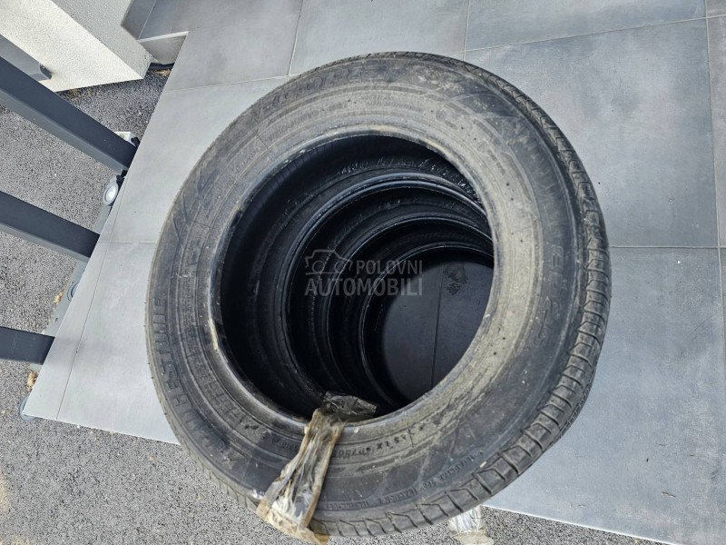 Bridgestone 185/65 R15 Letnja
