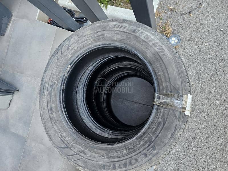 Bridgestone 185/65 R15 Letnja