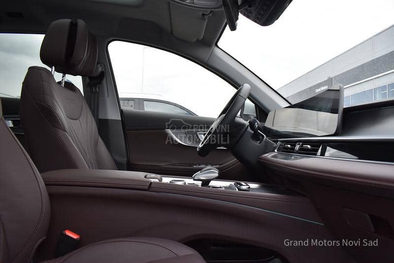 Chery Tiggo 8 1.6 T-GDI FL NOBLE