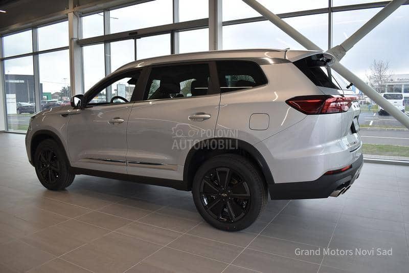Chery Tiggo 8 1.6 T-GDI FL NOBLE