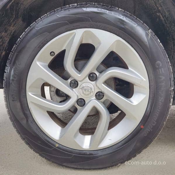Opel Crossland X  1.5 CDTI A/T