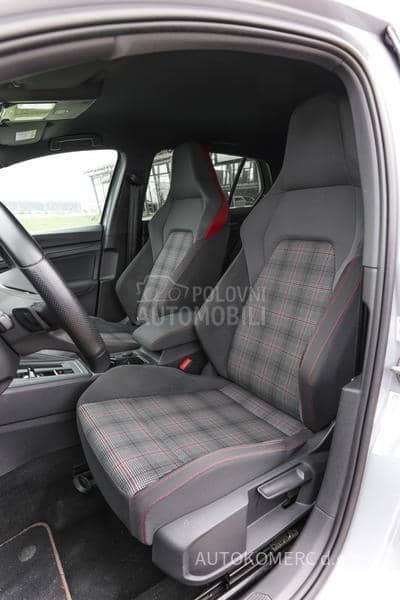 Volkswagen Golf 8 GTI