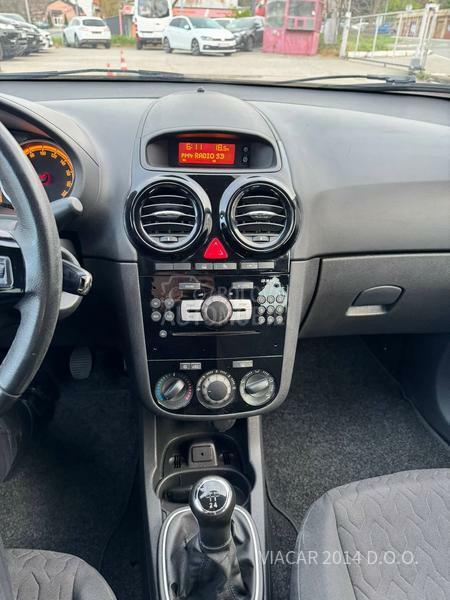 Opel Corsa D 1.2 TNG FABRIČKI