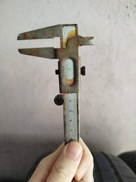 Pirelli 235/55 R18 Letnja