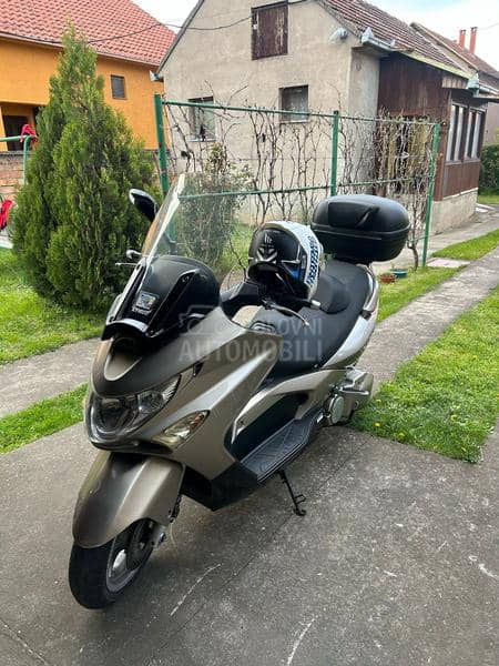 Kymco xcityng 500