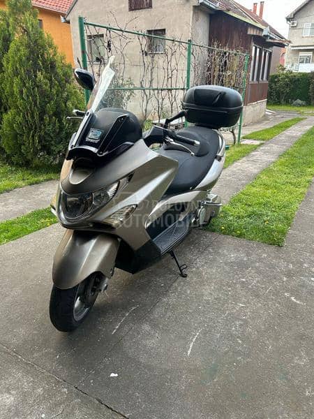 Kymco xcityng 500