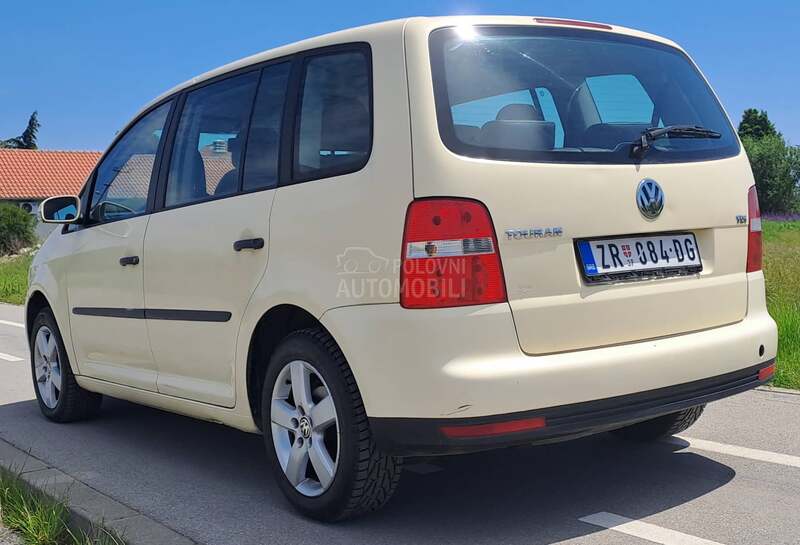 Volkswagen Touran TDI 7 sedista