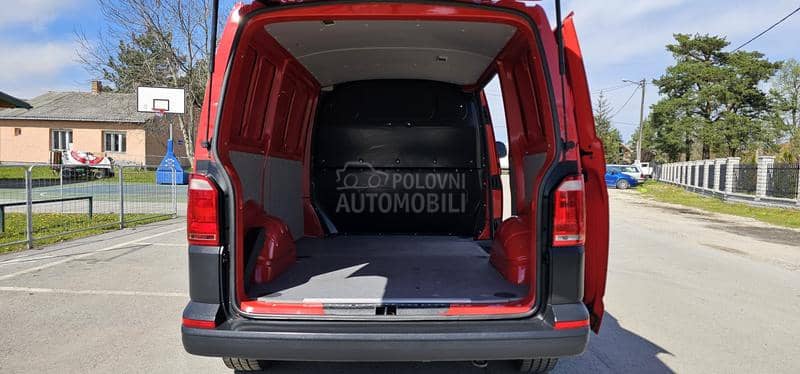Volkswagen Transporter T6 4MOTION 4X4 2.0 TDI 4 kom