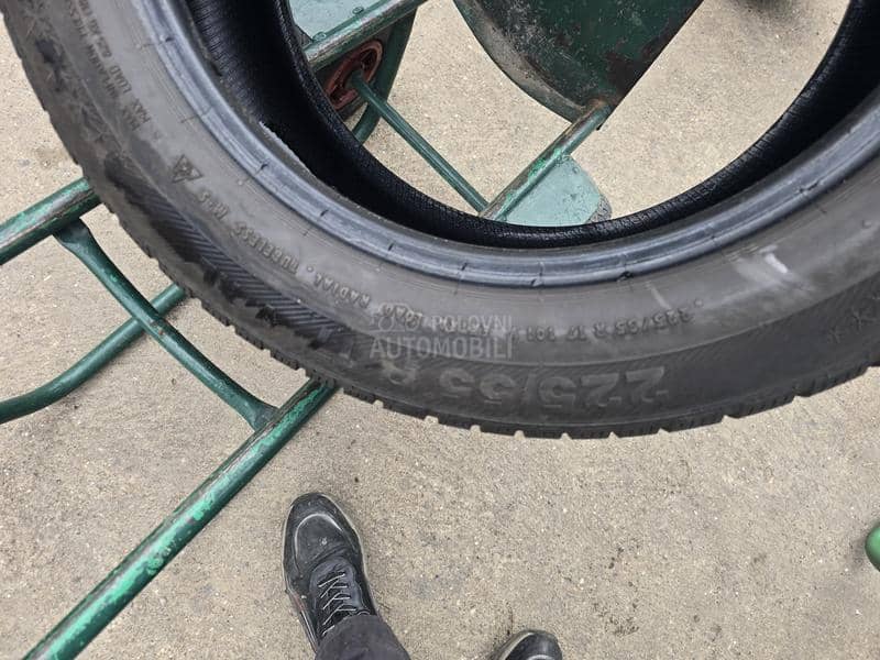 Barum 225/55 R17 Zimska