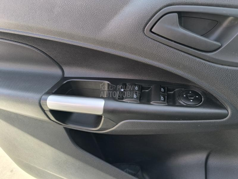 Ford Tourneo Connect 