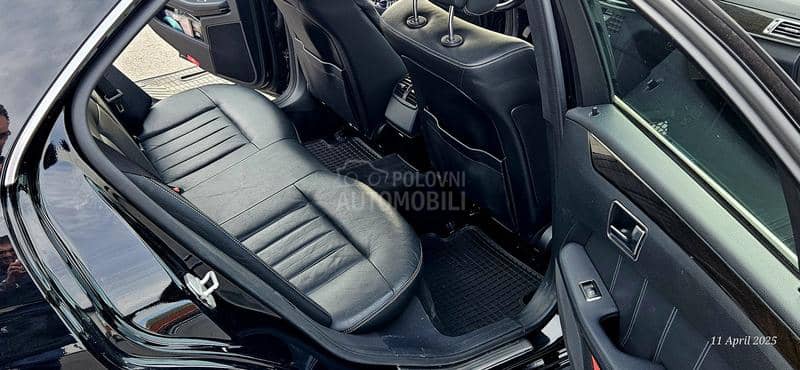 Mercedes Benz E 220 