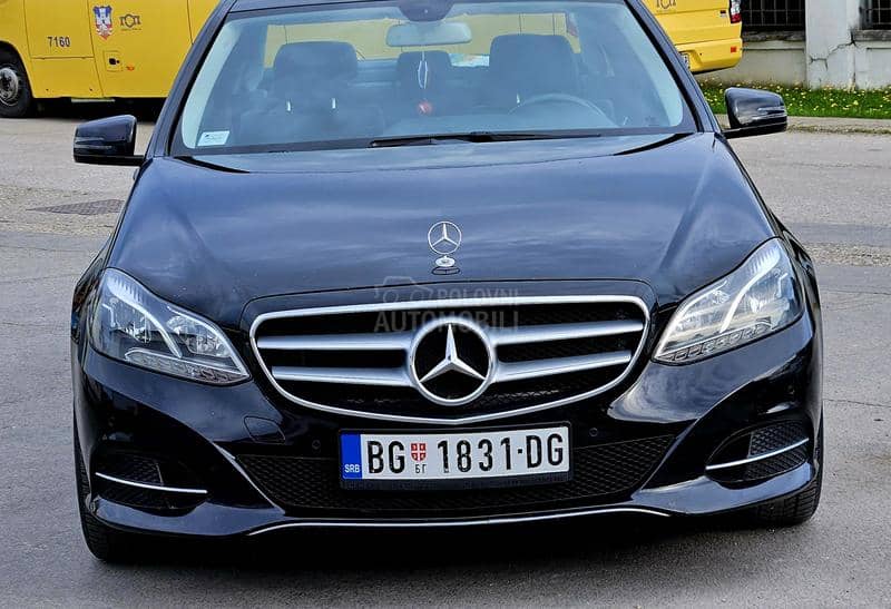 Mercedes Benz E 220 