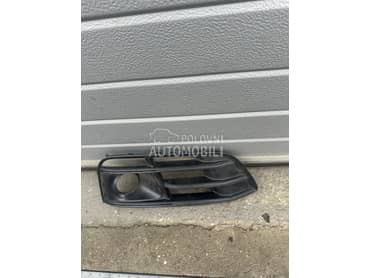 Desna resetka u braniku za Audi Q5 od 2017. do 2020. god.