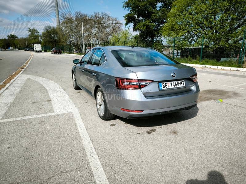 Škoda Superb AMBITION 2.0 TDI DSG Škoda Superb AMBITION 2.0 TDI DSG