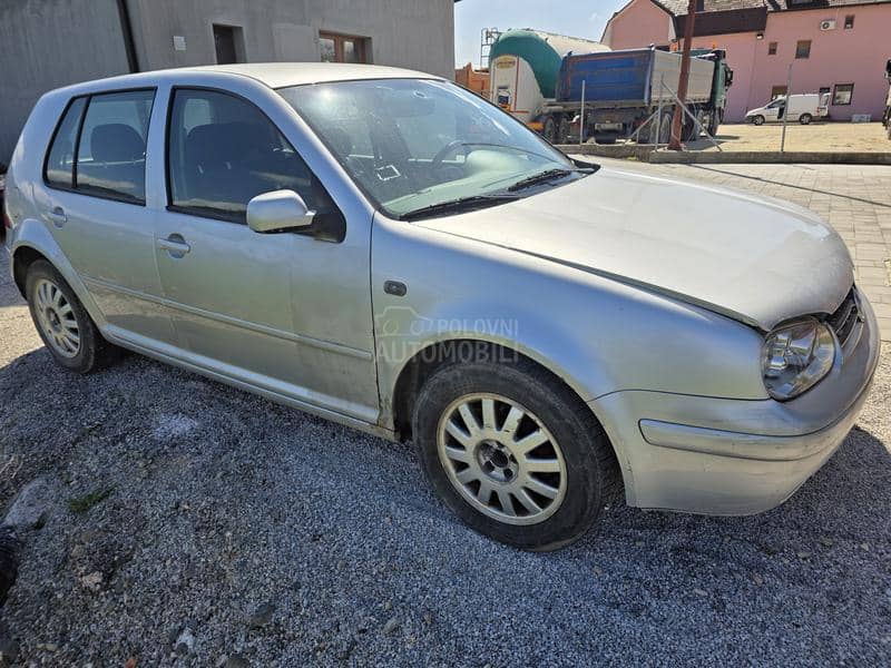 1.6 16v delovi