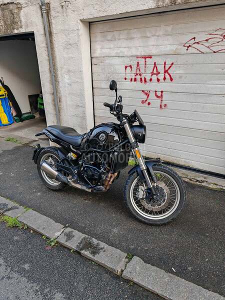 Benelli Leoncino 500 Trail