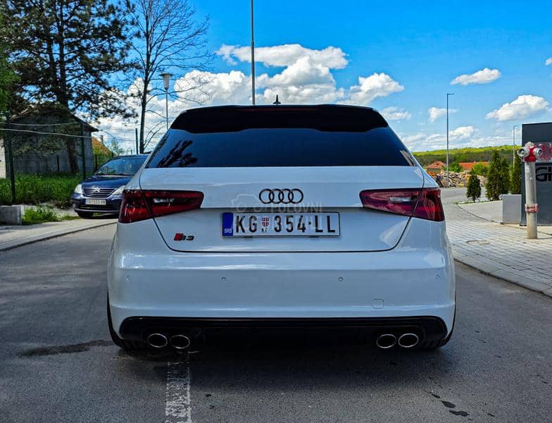 Audi S3 S-TRONIC QUATTRO