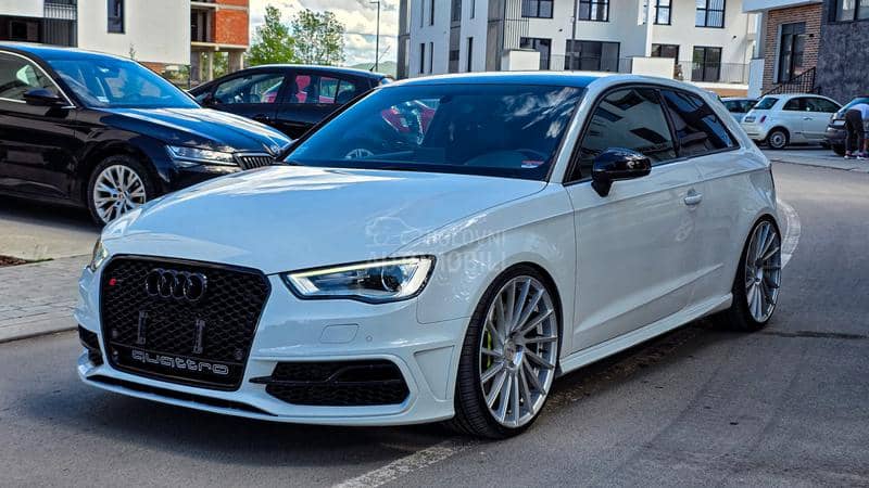 Audi S3 S-TRONIC QUATTRO