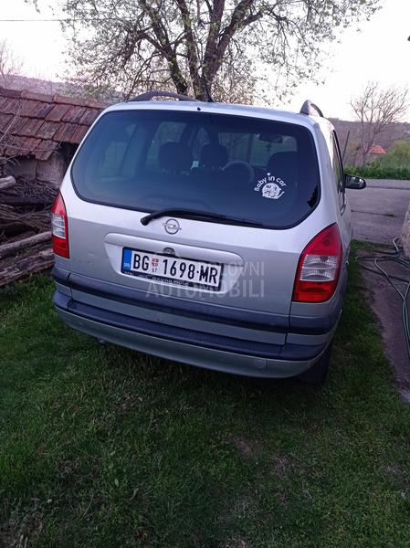Opel Zafira 1.6 16v