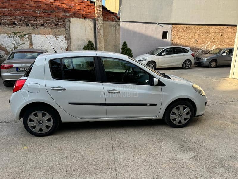 Renault Clio 1.2 Nov / Nov