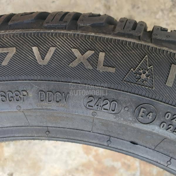 Uniroyal 235/45 R17 Sve sezone