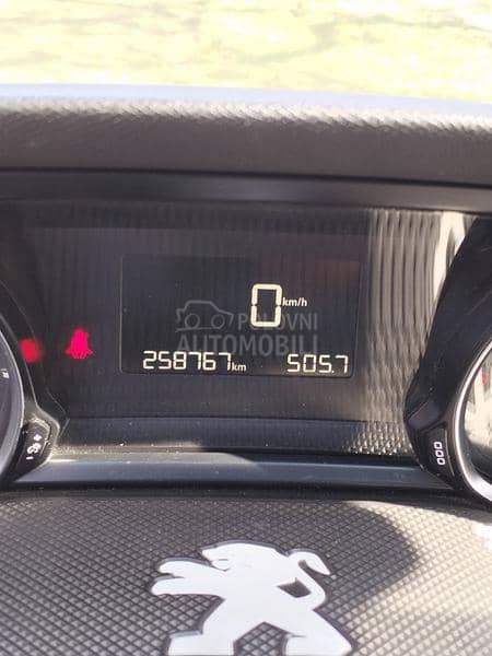 Peugeot 308 eHDI