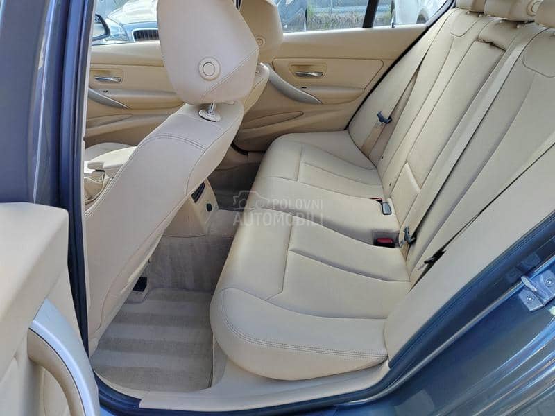 BMW 320 limo