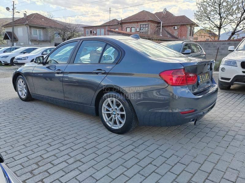 BMW 320 limo
