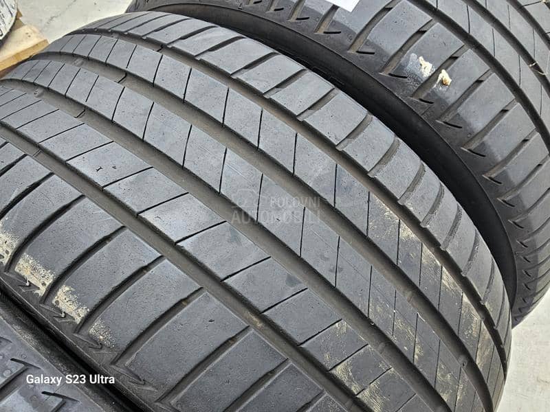 Bridgestone 245/40 R19 Letnja