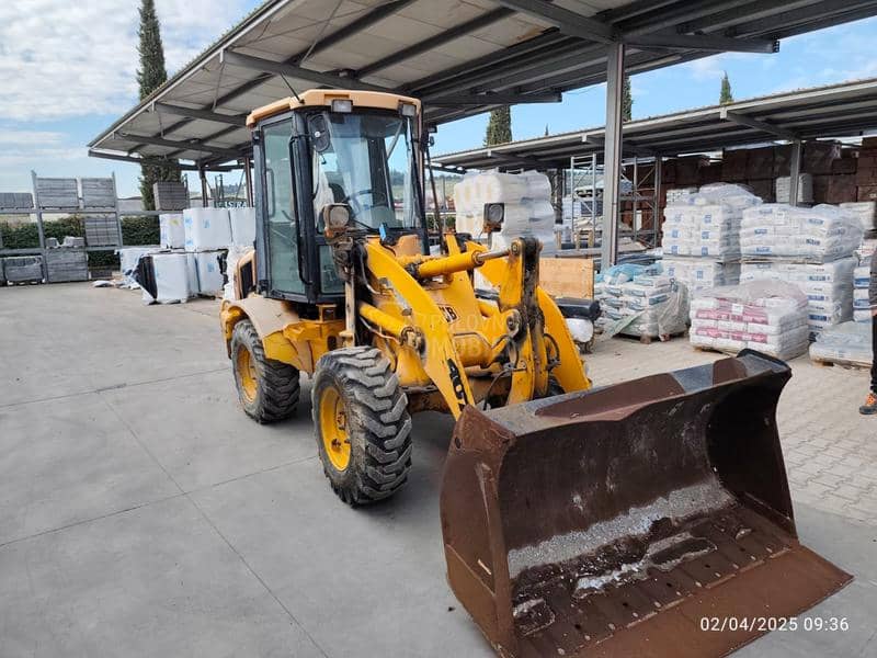 JCB utovarivac 407B