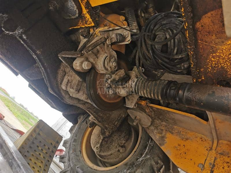 JCB utovarivac 407B