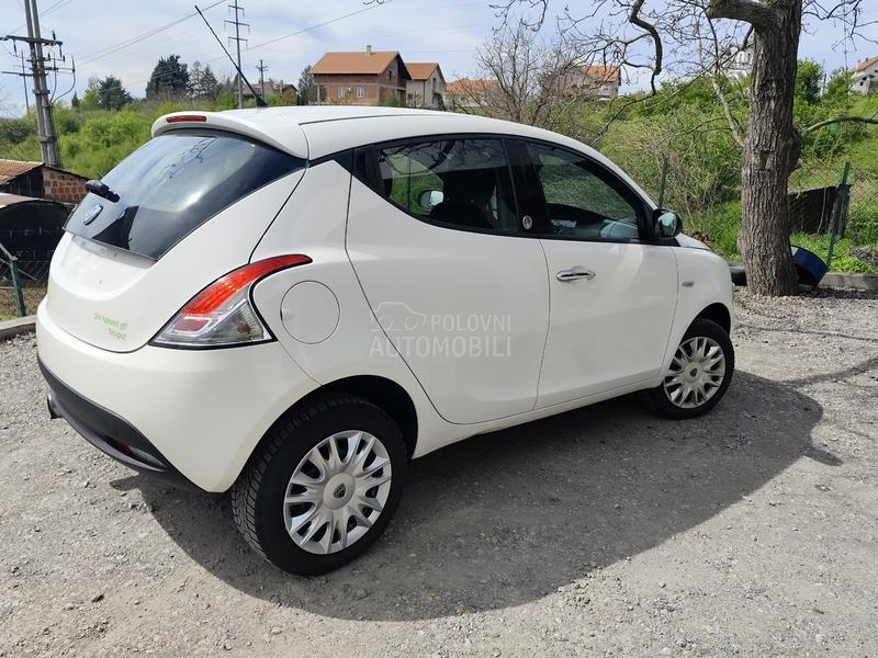 Lancia Ypsilon 0,9 CNG