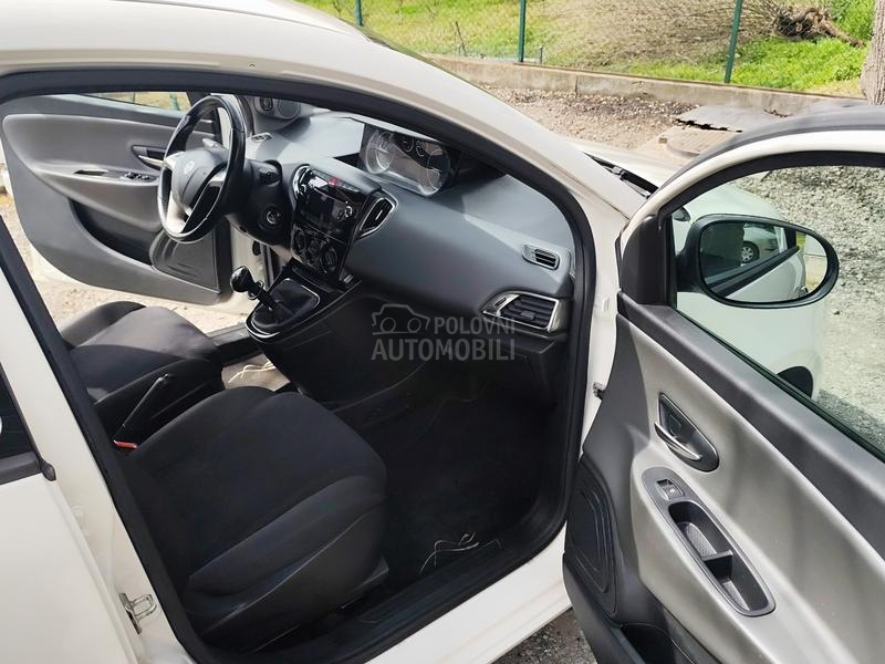 Lancia Ypsilon 0,9 CNG