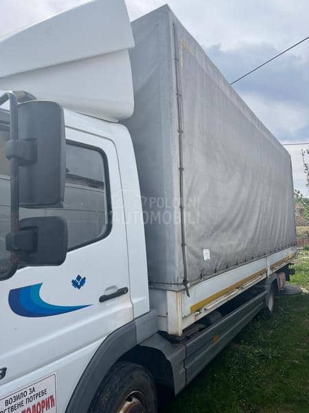 Mercedes Benz Atego 818 rampa