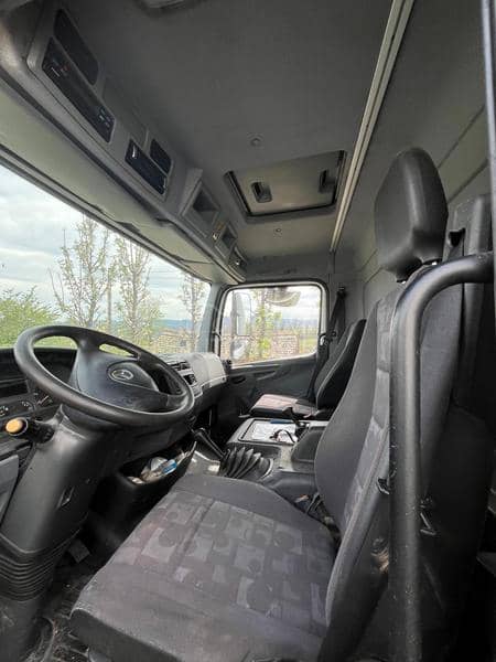 Mercedes Benz Atego 818 rampa