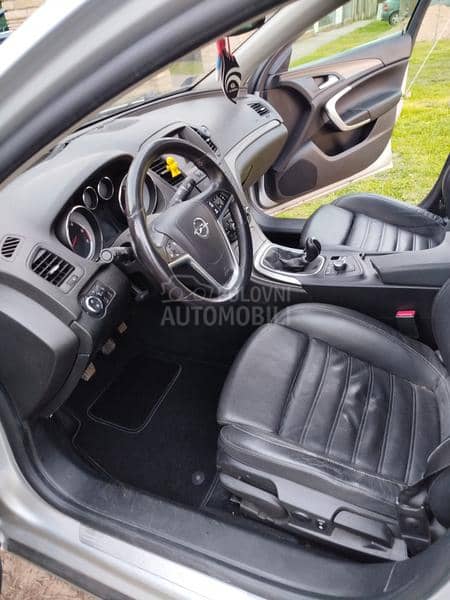 Opel Insignia 