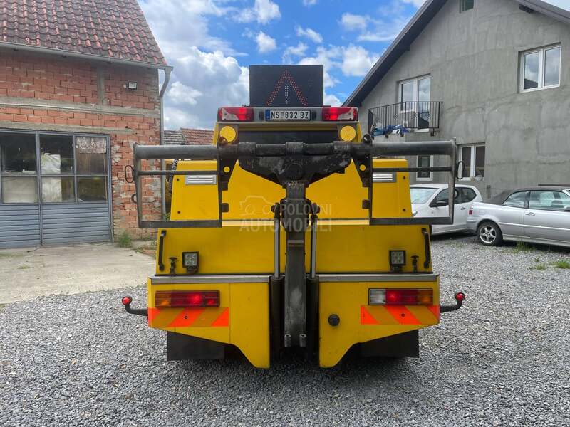 Mercedes Benz SPRINTER 516 CDI