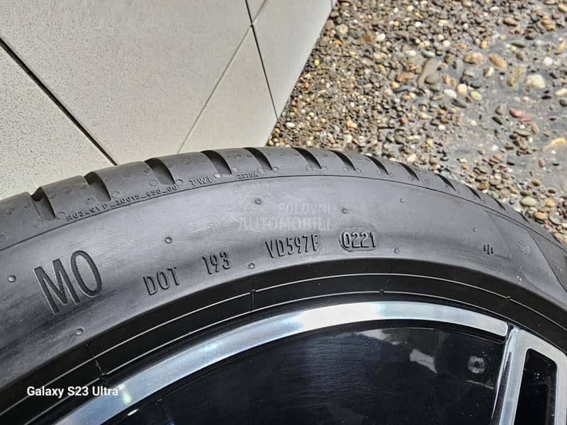 Pirelli 245/40 R18 Letnja