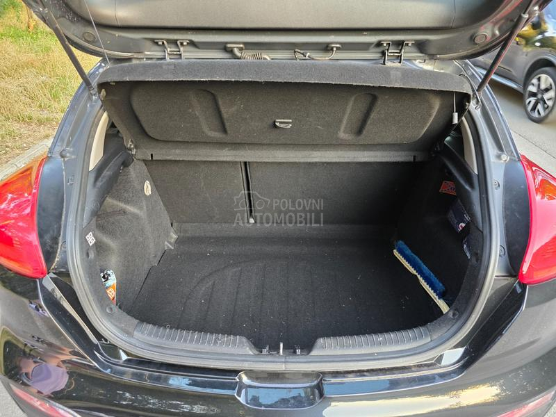 Kia pro_cee`d 1.6 GDI